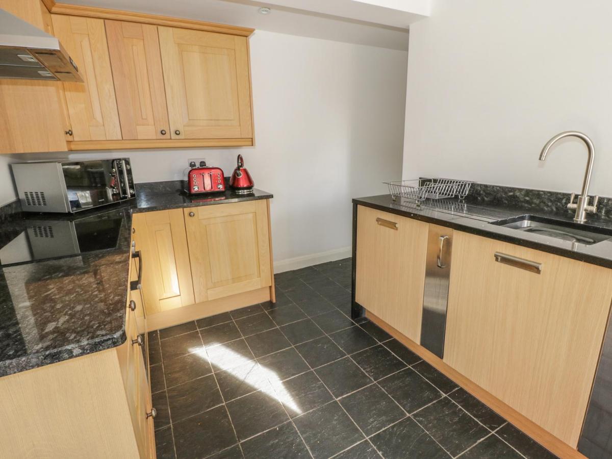 Cwt Blawd Villa Llangoed Bagian luar foto